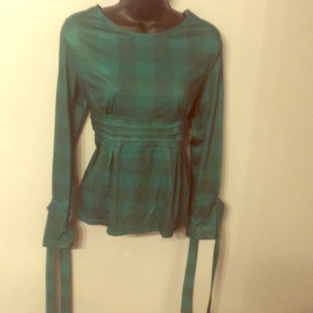 Green long sleeve